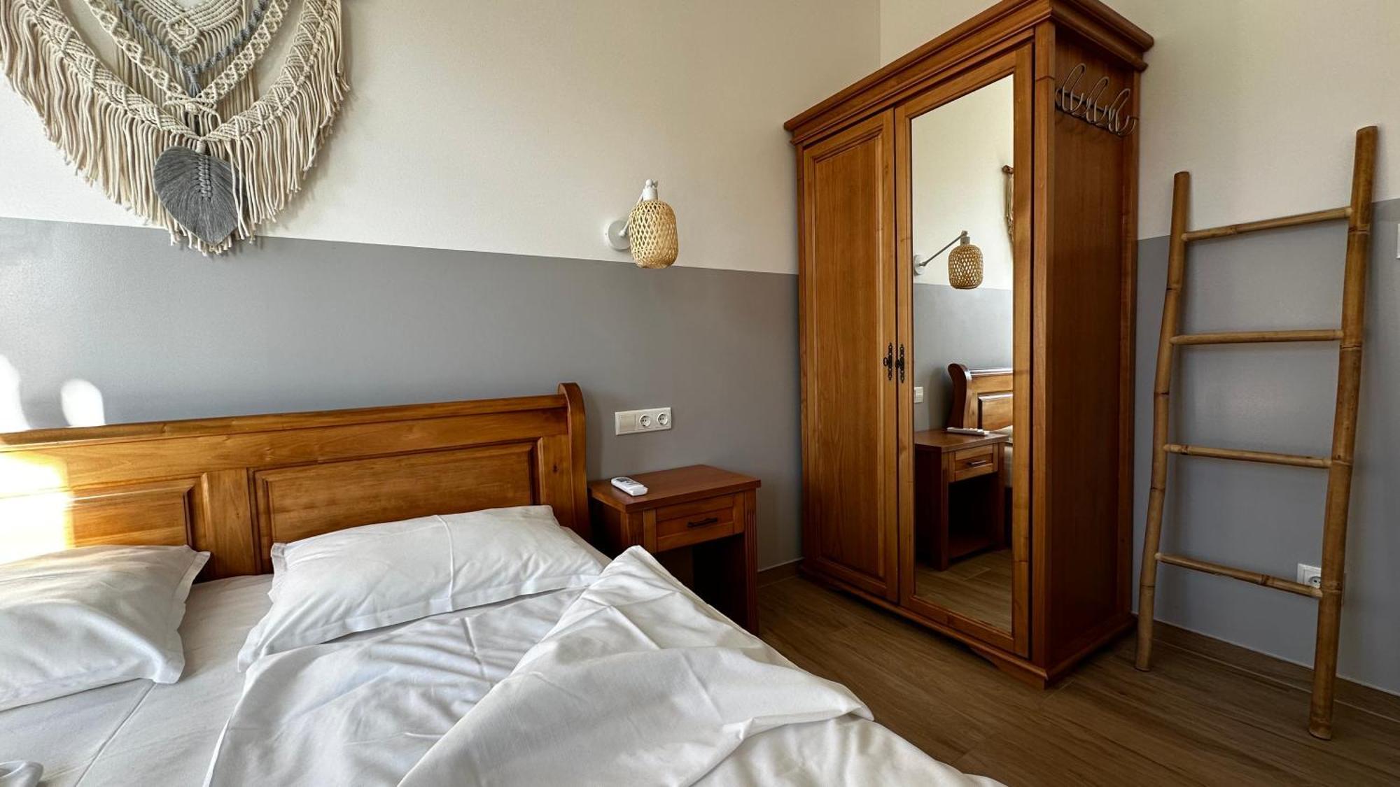 Garden Of Eden Modern - Apartello,com *